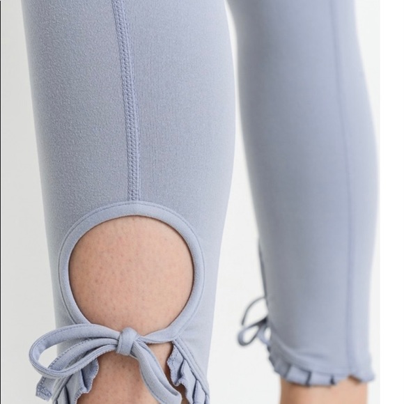 Mono B Capri high waisted four way stretch - Picture 8 of 8